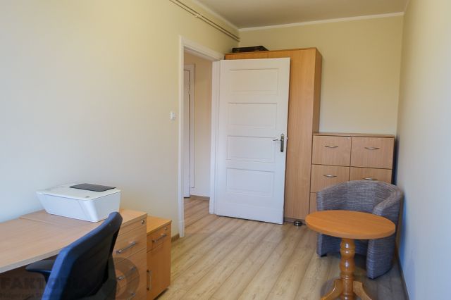 Mieszkanie 4-pokojowe Szczecin Pogodno, pl. Adama Mickiewicza. Zdjęcie 5