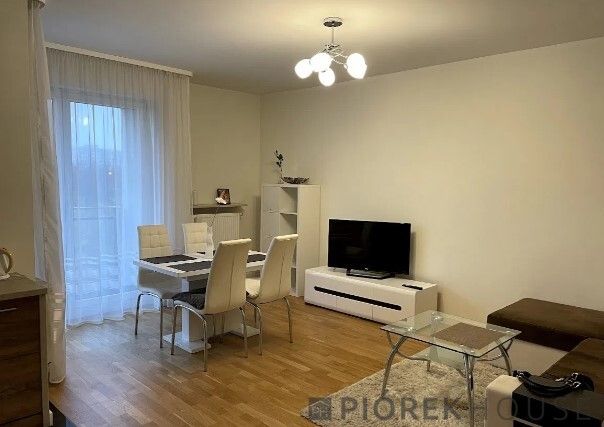 Mieszkanie 2-pokojowe Warszawa Praga-Południe, ul. Jana Nowaka-Jeziorańskiego. Zdjęcie 1