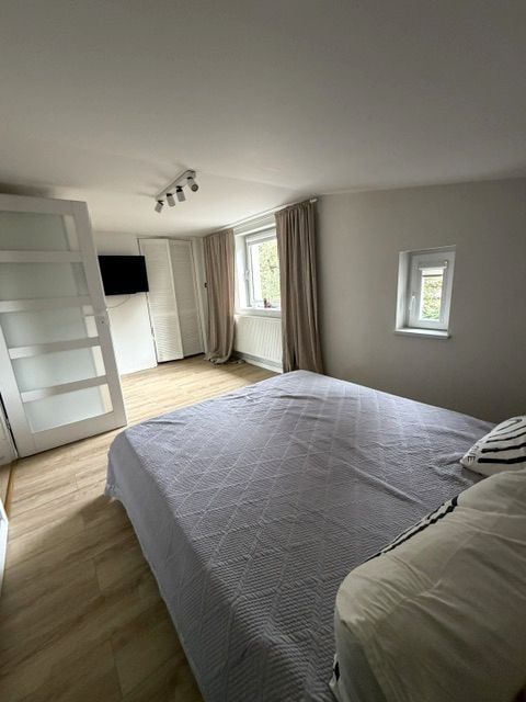 dom wolnostojący, 5 pokoi Pruszków Tworki, ul. Mariańska. Zdjęcie 19