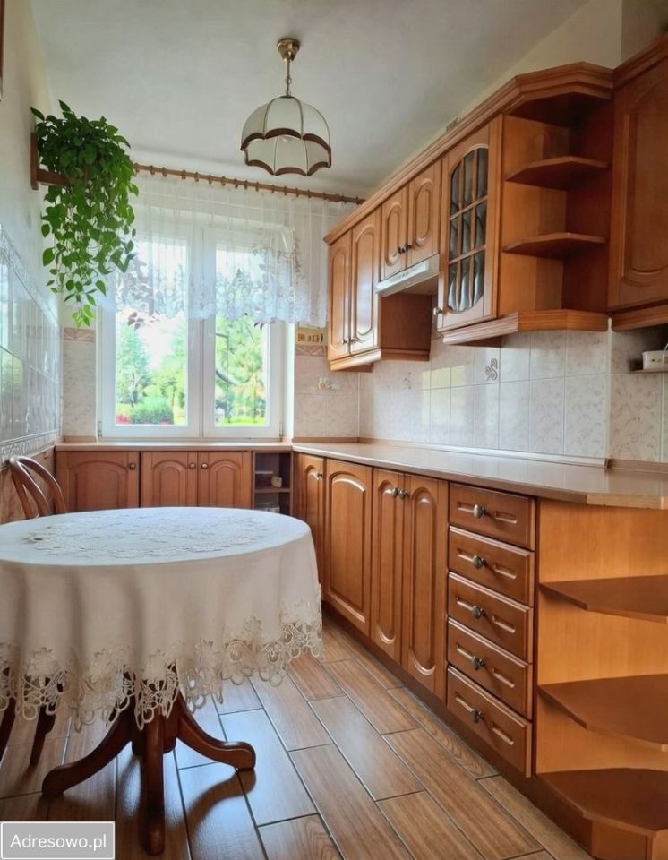 Mieszkanie 3-pokojowe Jerzmanice-Zdrój. Zdjęcie 2