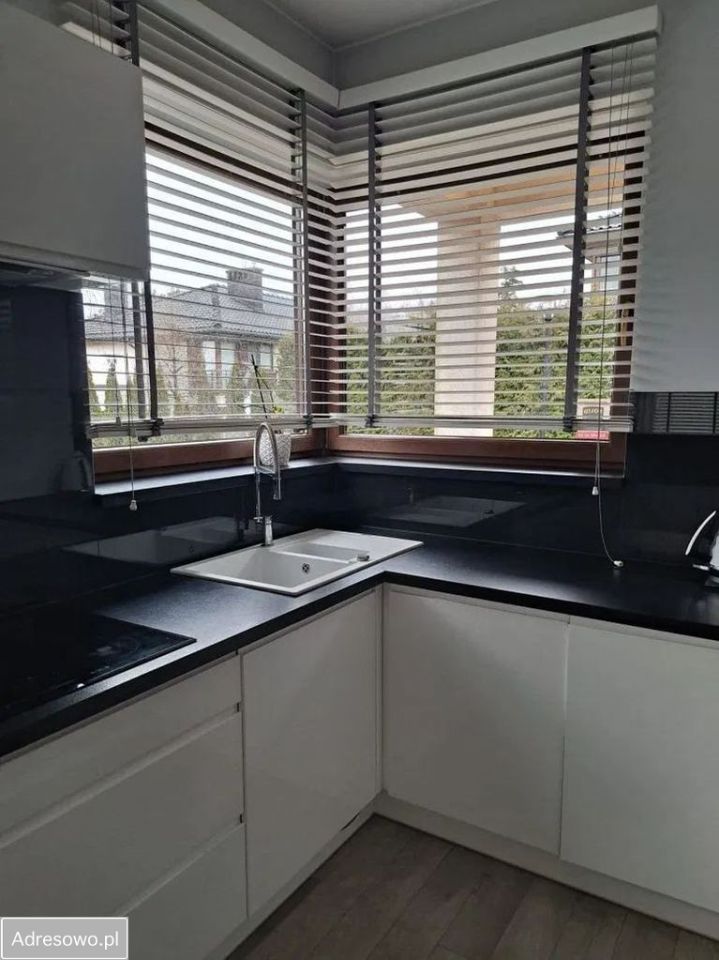 dom szeregowy, 3 pokoje Łódź Nowosolna. Zdjęcie 2