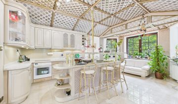 dom wolnostojący, 13 pokoi Warszawa Wawer, ul. Kosynierów