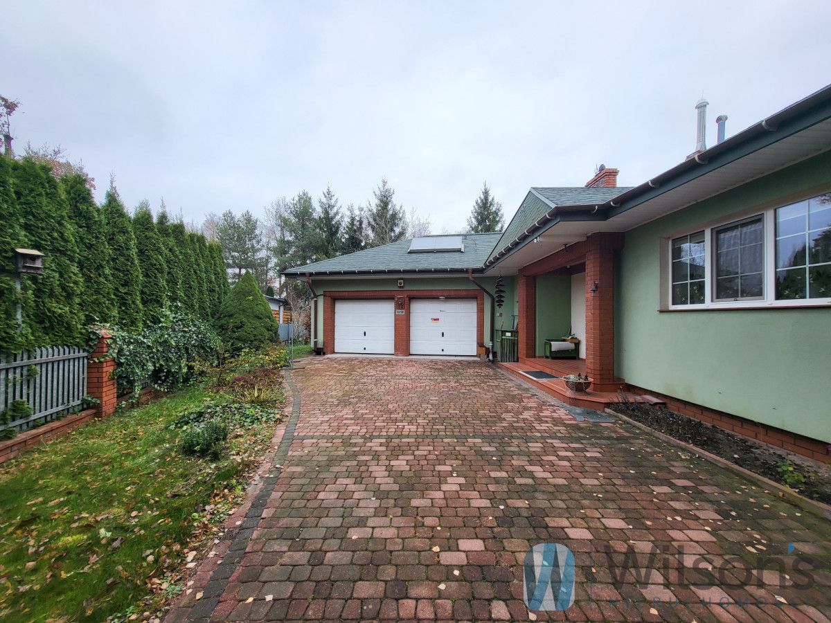 dom wolnostojący, 5 pokoi Chylice, ul. Chełmońskiego. Zdjęcie 2