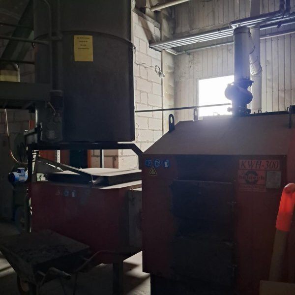 Hala/magazyn Ligowo. Zdjęcie 3