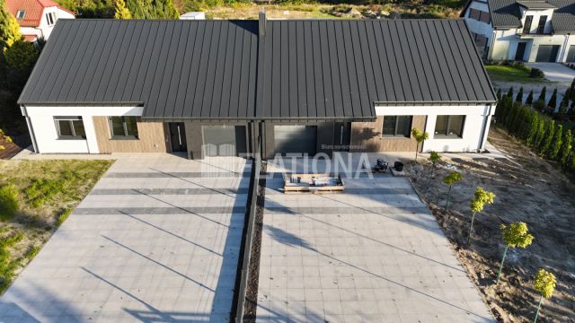 bliźniak, 4 pokoje Kamień Duży. Zdjęcie 4