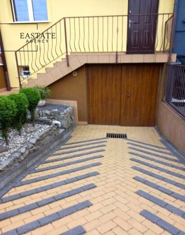 dom szeregowy, 4 pokoje Łomianki. Zdjęcie 14