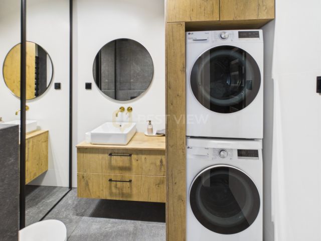 Mieszkanie 4-pokojowe Julianów. Zdjęcie 9