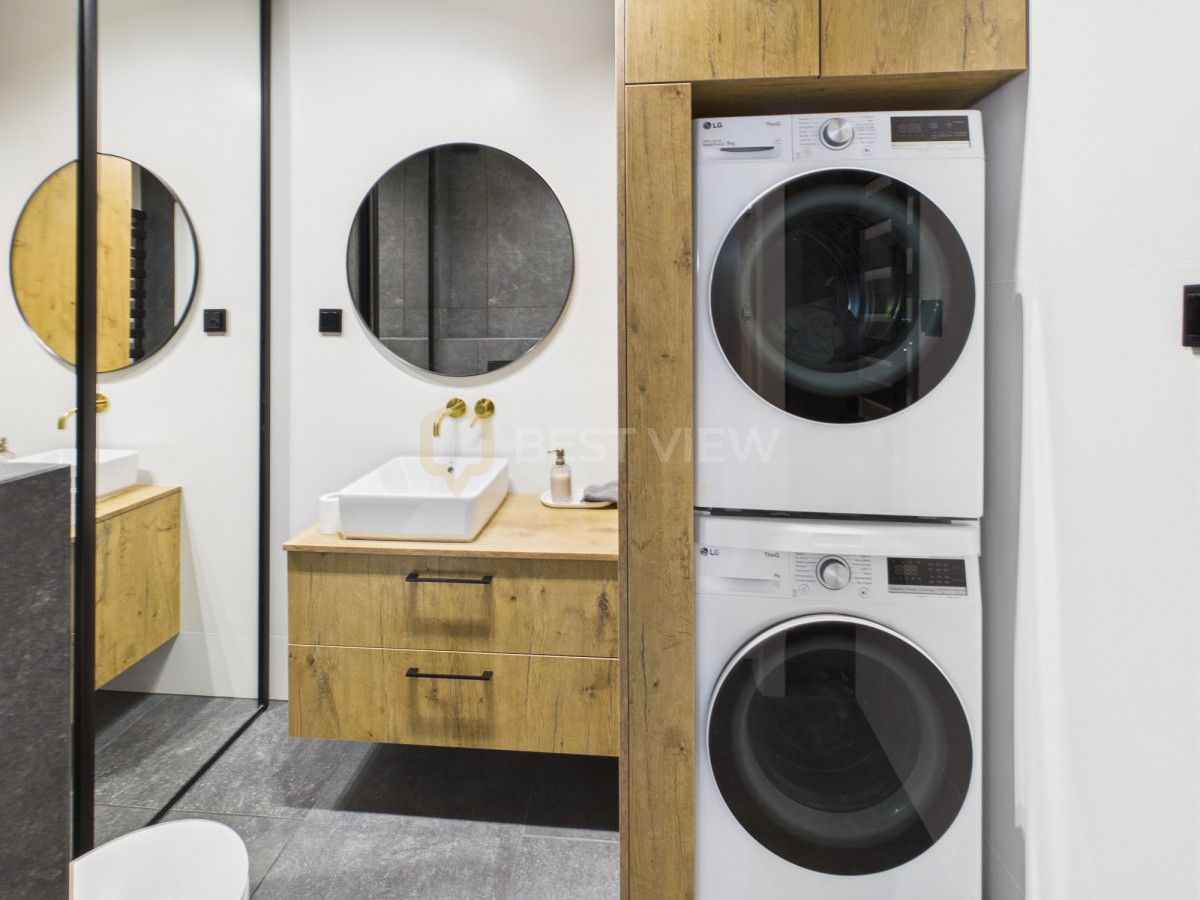 Mieszkanie 4-pokojowe Julianów. Zdjęcie 9