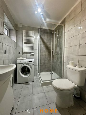 dom wolnostojący, 1 pokój Józefów. Zdjęcie 4