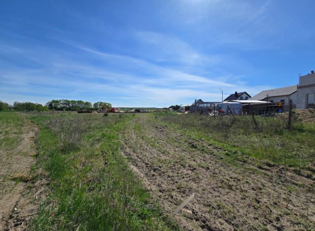 Działka budowlana Stronno. Zdjęcie 5