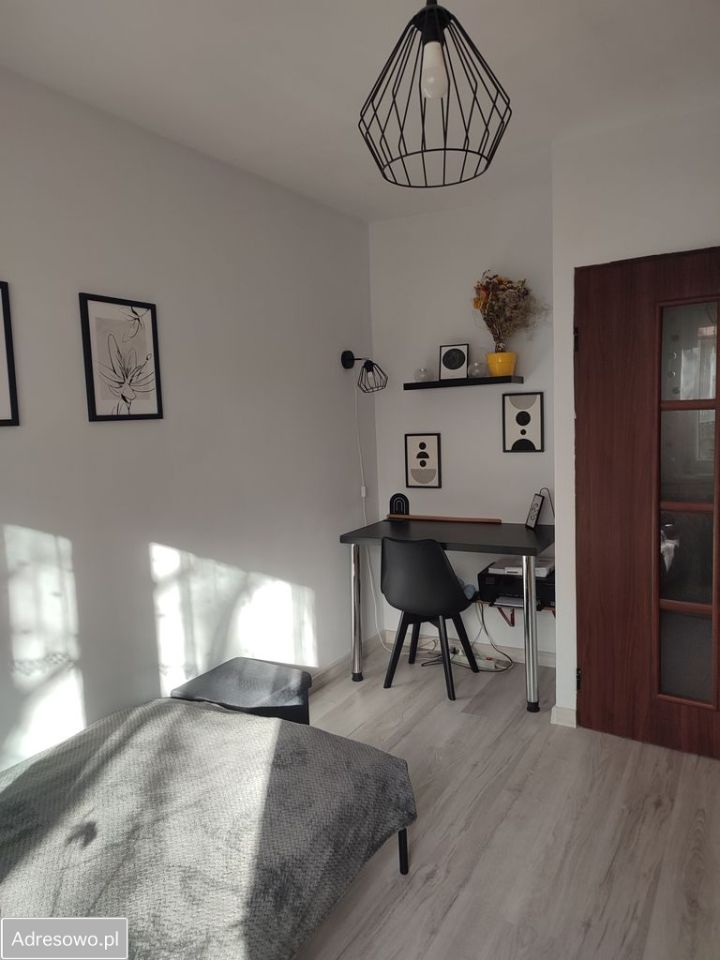 Mieszkanie 3-pokojowe Legnica Piekary Wielkie, ul. gen. Michała Tokarzewskiego-Karaszewicza. Zdjęcie 14