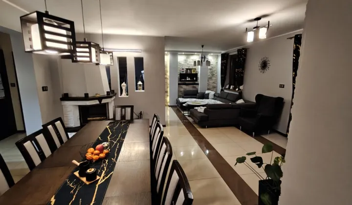 dom wolnostojący, 6 pokoi Ociąż, ul. Parkowa