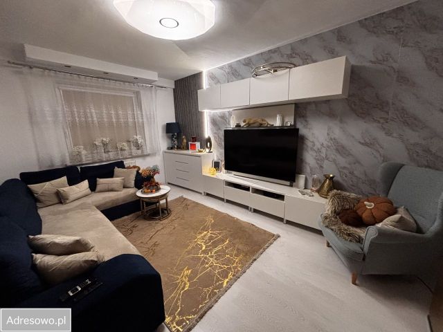 Mieszkanie 3-pokojowe Ząbki, ul. Powstańców. Zdjęcie 1