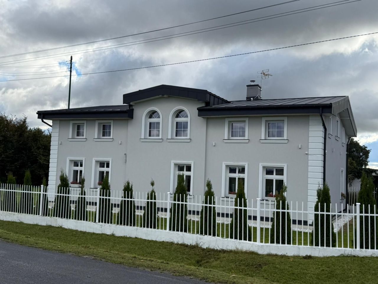 dom wolnostojący, 9 pokoi Kukinia