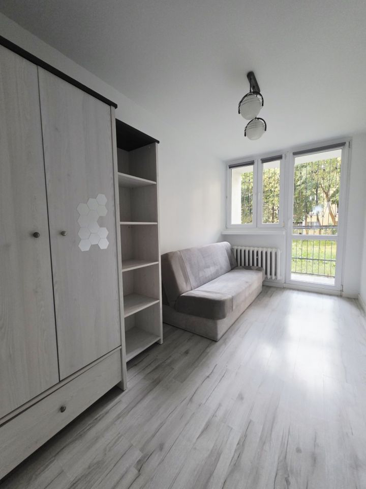 Mieszkanie 3-pokojowe Łódź Dąbrowa, ul. Lucjana Rydla. Zdjęcie 7