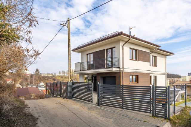 dom wolnostojący, 4 pokoje Gdynia Obłuże. Zdjęcie 13