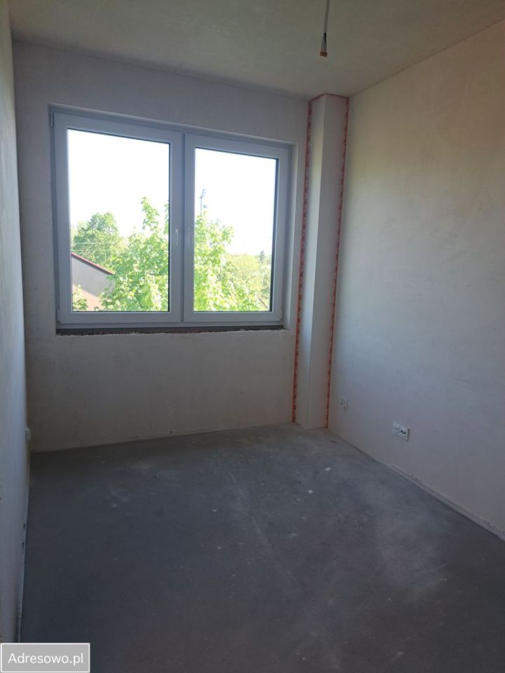 dom szeregowy, 4 pokoje Nowy Dwór Mazowiecki Centrum, ul. Marii Curie-Skłodowskiej. Zdjęcie 10