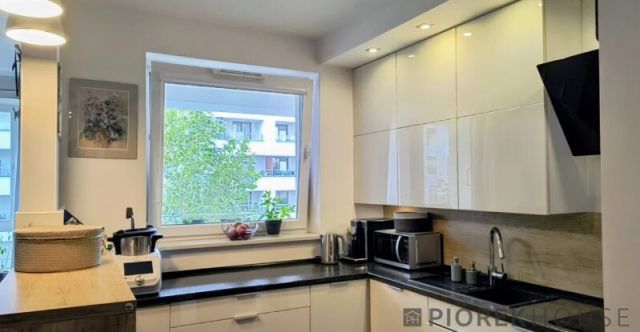 Mieszkanie 3-pokojowe Warszawa Praga-Południe, ul. Jana Nowaka-Jeziorańskiego. Zdjęcie 8