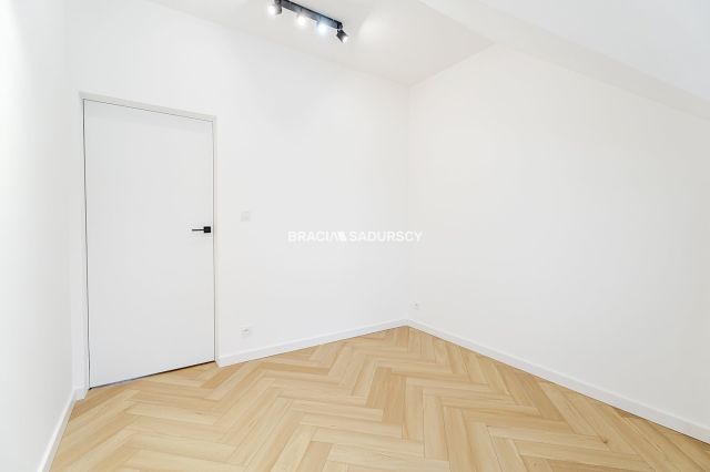 bliźniak, 7 pokoi Tomaszkowice. Zdjęcie 33