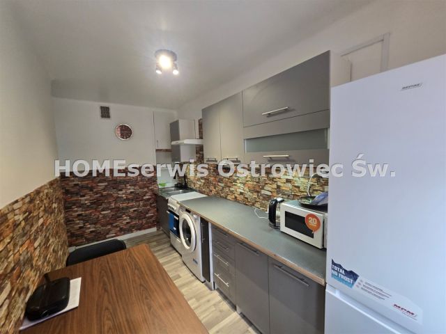 Mieszkanie 3-pokojowe Ostrowiec Świętokrzyski Centrum. Zdjęcie 4
