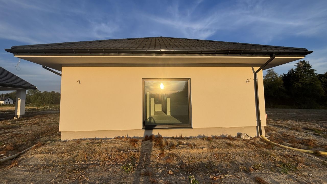 dom wolnostojący, 3 pokoje Wierzchowiska Dolne. Zdjęcie 4