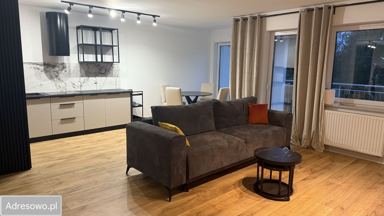 Mieszkanie 2-pokojowe Starachowice, ul. Ignacego Jana Paderewskiego. Zdjęcie 1