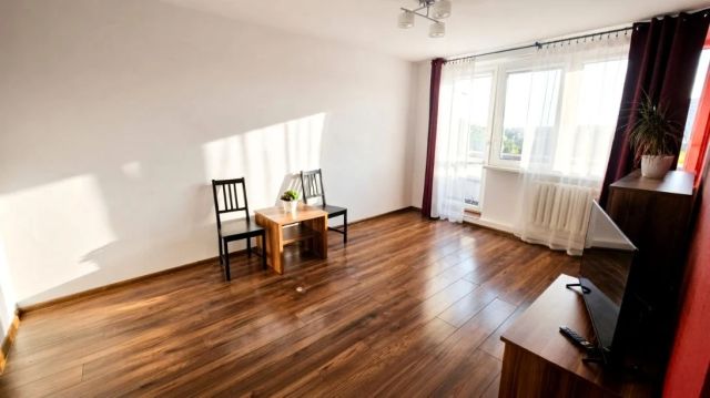 Mieszkanie 3-pokojowe Katowice os. Tysiąclecia, ul. Tysiąclecia. Zdjęcie 1
