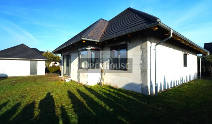 dom wolnostojący, 5 pokoi Żabice