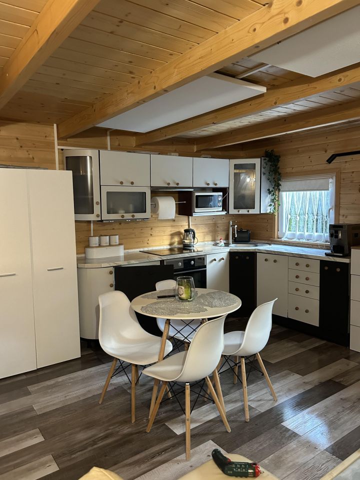 dom wolnostojący, 5 pokoi Brenna Bukowa, ul. Armii Krajowej. Zdjęcie 30