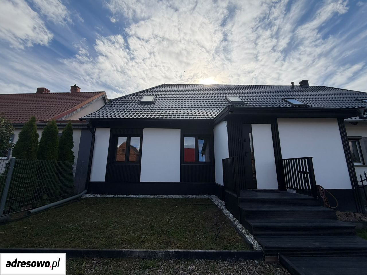 dom szeregowy, 5 pokoi Pamięcin. Zdjęcie 1