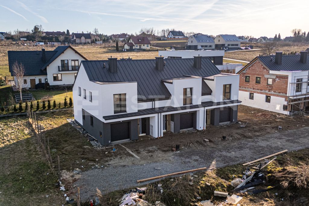 dom szeregowy, 4 pokoje Rzeszów, ul. Tarnopolska. Zdjęcie 3