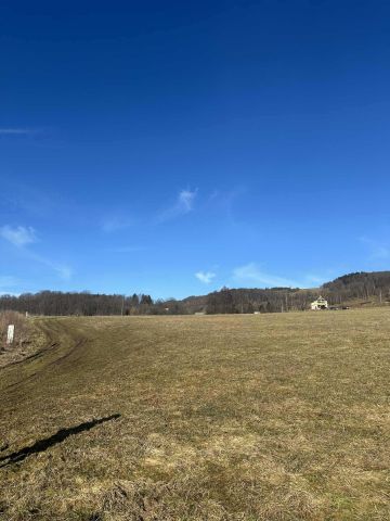 Działka budowlana Komarno. Zdjęcie 1