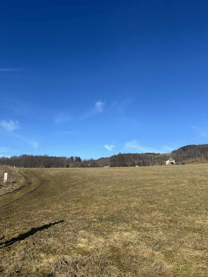 Działka budowlana Komarno. Zdjęcie 1