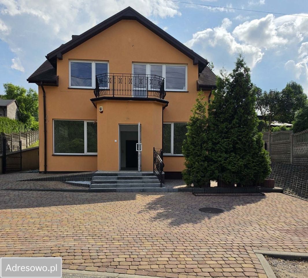 dom wolnostojący, 3 pokoje Wrzosowa, ul. Strażacka. Zdjęcie 1
