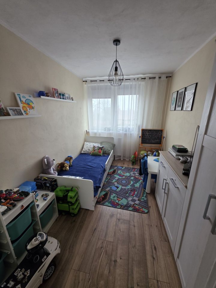 Mieszkanie 3-pokojowe Pastuchów. Zdjęcie 8