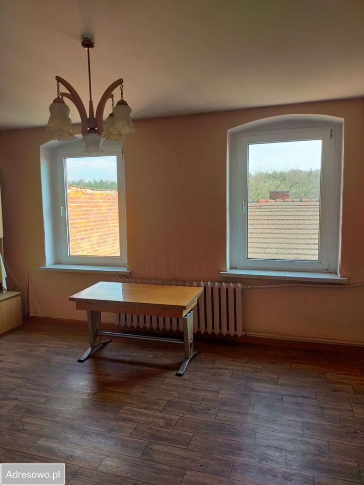 dom wolnostojący, 9 pokoi Brzeźce, ul. Nowa. Zdjęcie 3