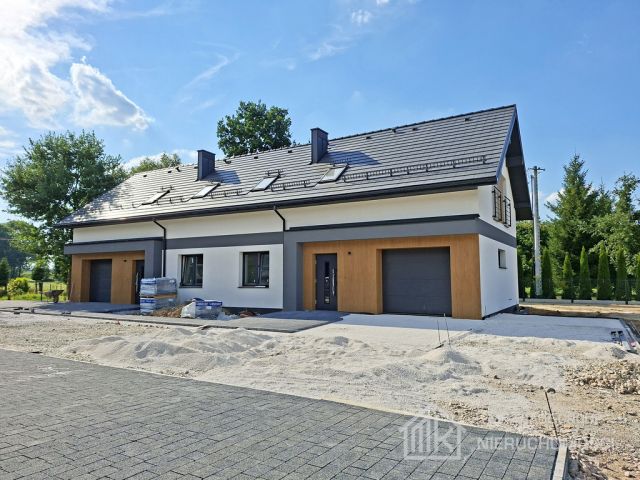 bliźniak, 5 pokoi Niepołomice. Zdjęcie 2