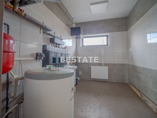 Hala/magazyn Radomyśl Wielki, ul. Piłsudskiego. Zdjęcie 13