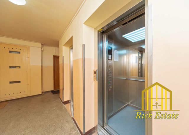 Mieszkanie 3-pokojowe Bielsko-Biała, ul. Bratków. Zdjęcie 3