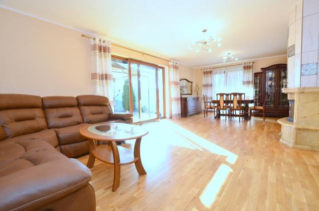 dom wolnostojący, 5 pokoi Piekary Śląskie Kolonia Józefka, ul. Kamienna. Zdjęcie 2