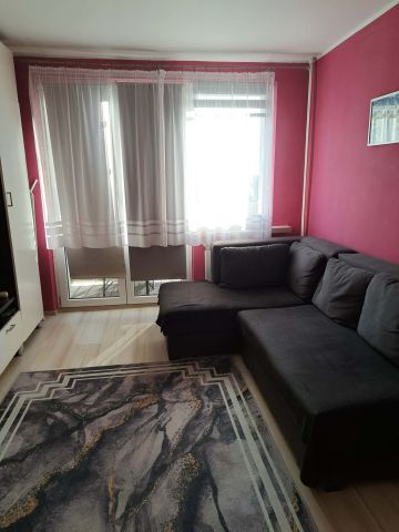 Mieszkanie 2-pokojowe Pabianice Piaski, ul. Piotra Bardowskiego. Zdjęcie 1