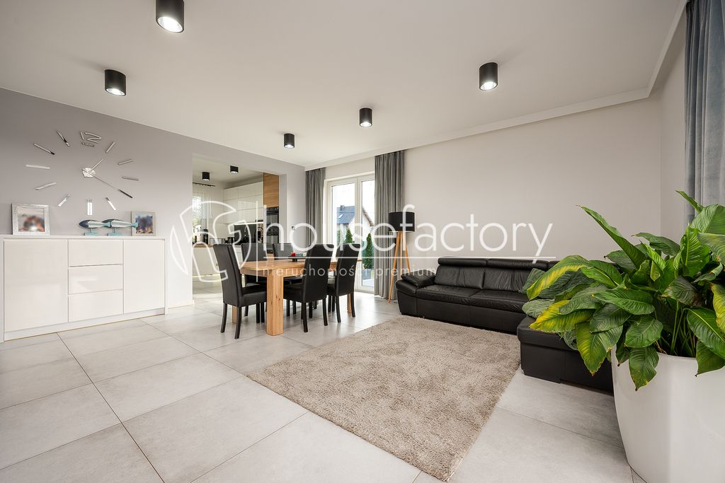 dom wolnostojący, 5 pokoi Leonardów. Zdjęcie 5