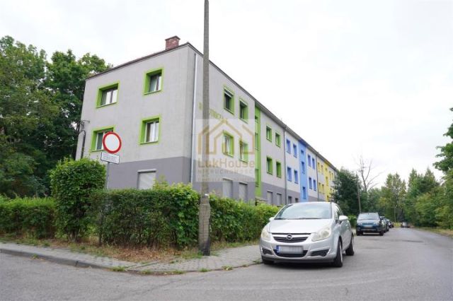 Mieszkanie 3-pokojowe Bytom, ul. Robotnicza. Zdjęcie 1