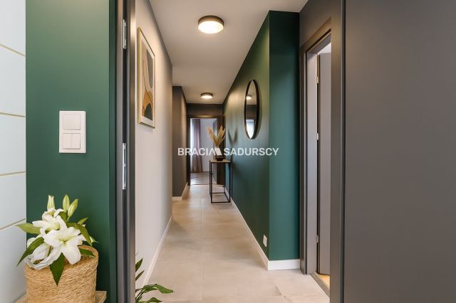 Mieszkanie 4-pokojowe Kraków Czyżyny, ul. bp. Piotra Tomickiego. Zdjęcie 12