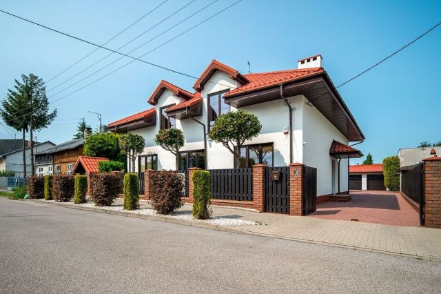 dom wolnostojący, 7 pokoi Łódź Górna. Zdjęcie 17