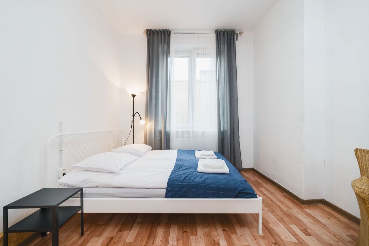 Mieszkanie 3-pokojowe Kraków Kazimierz, ul. Rzeszowska. Zdjęcie 2