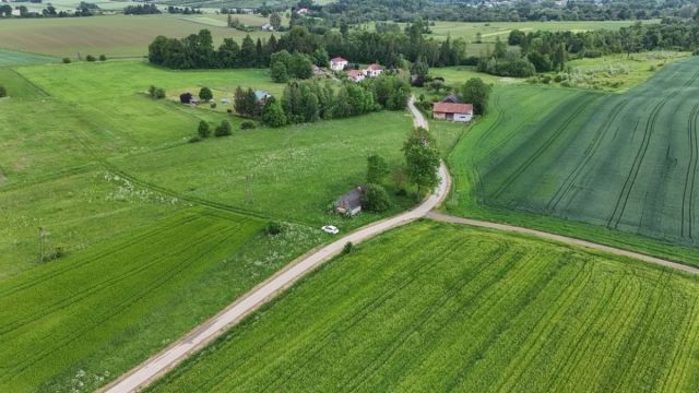 dom wolnostojący, 2 pokoje Szebnie. Zdjęcie 8