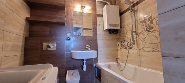 Mieszkanie 3-pokojowe Lubin. Zdjęcie 8