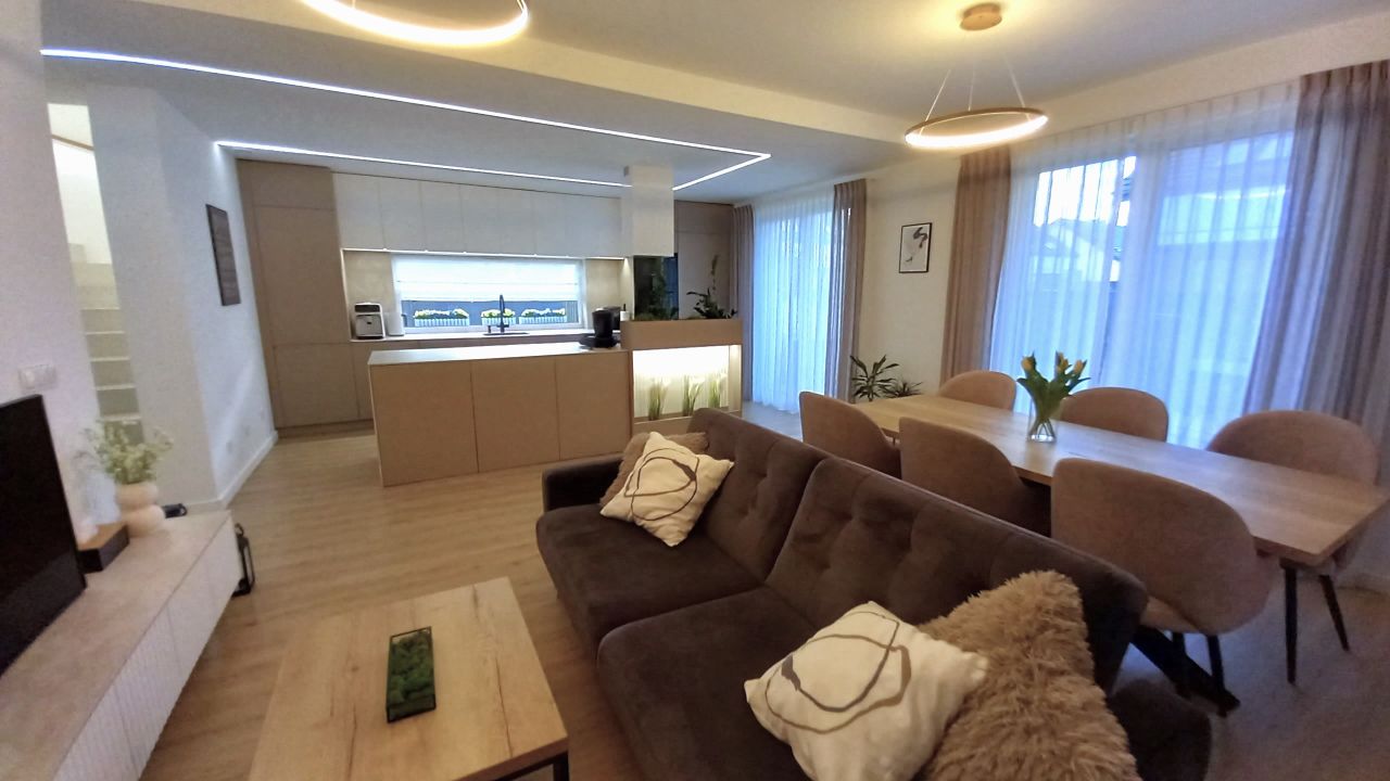 bliźniak, 5 pokoi Żłobizna, ul. Miodowa. Zdjęcie 6