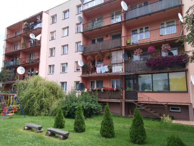 Mieszkanie 4-pokojowe Dynów, ul. ks. Józefa Ożoga. Zdjęcie 1